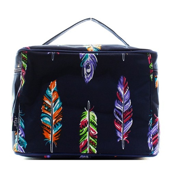 Ngil Women's Canvas Fashion Feather Cosmetic Case - Picture 2 of 3